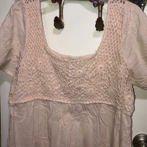 Very complimentary blouse size 2x